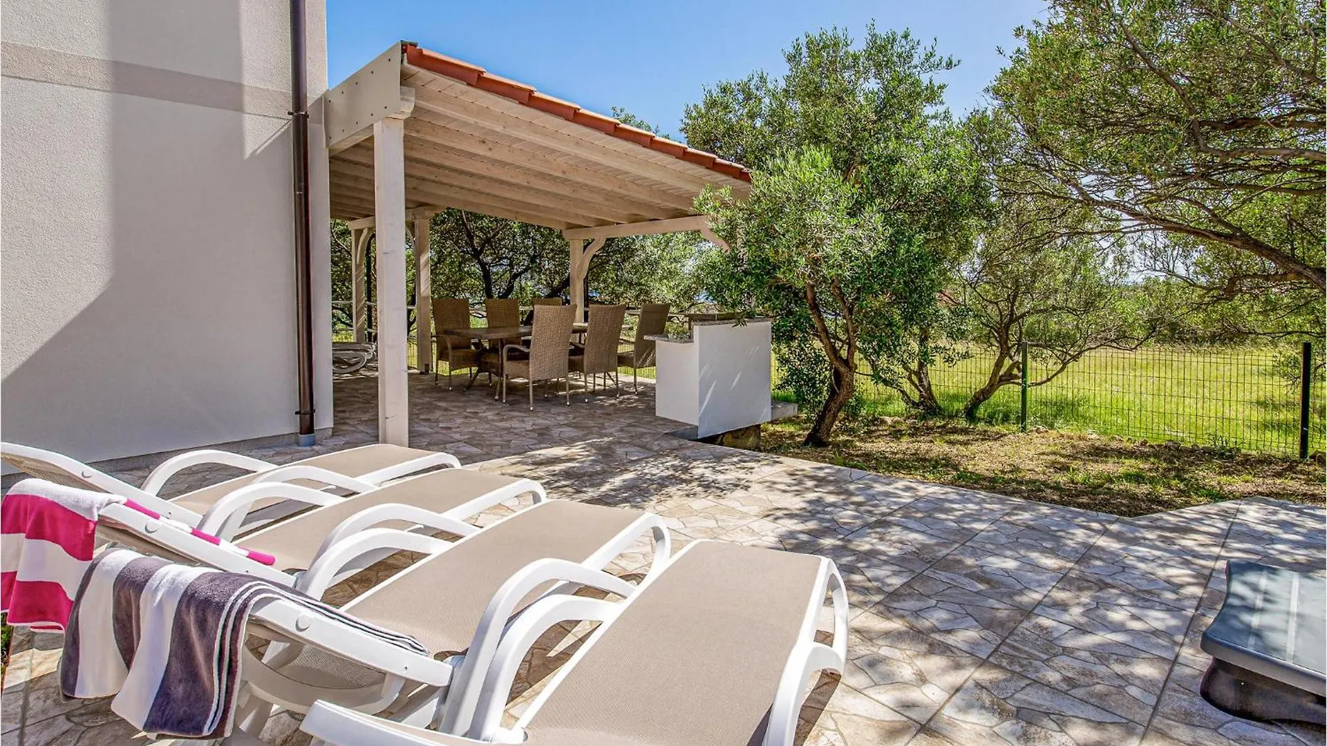 Stunning Home In Banjol With House Sea View